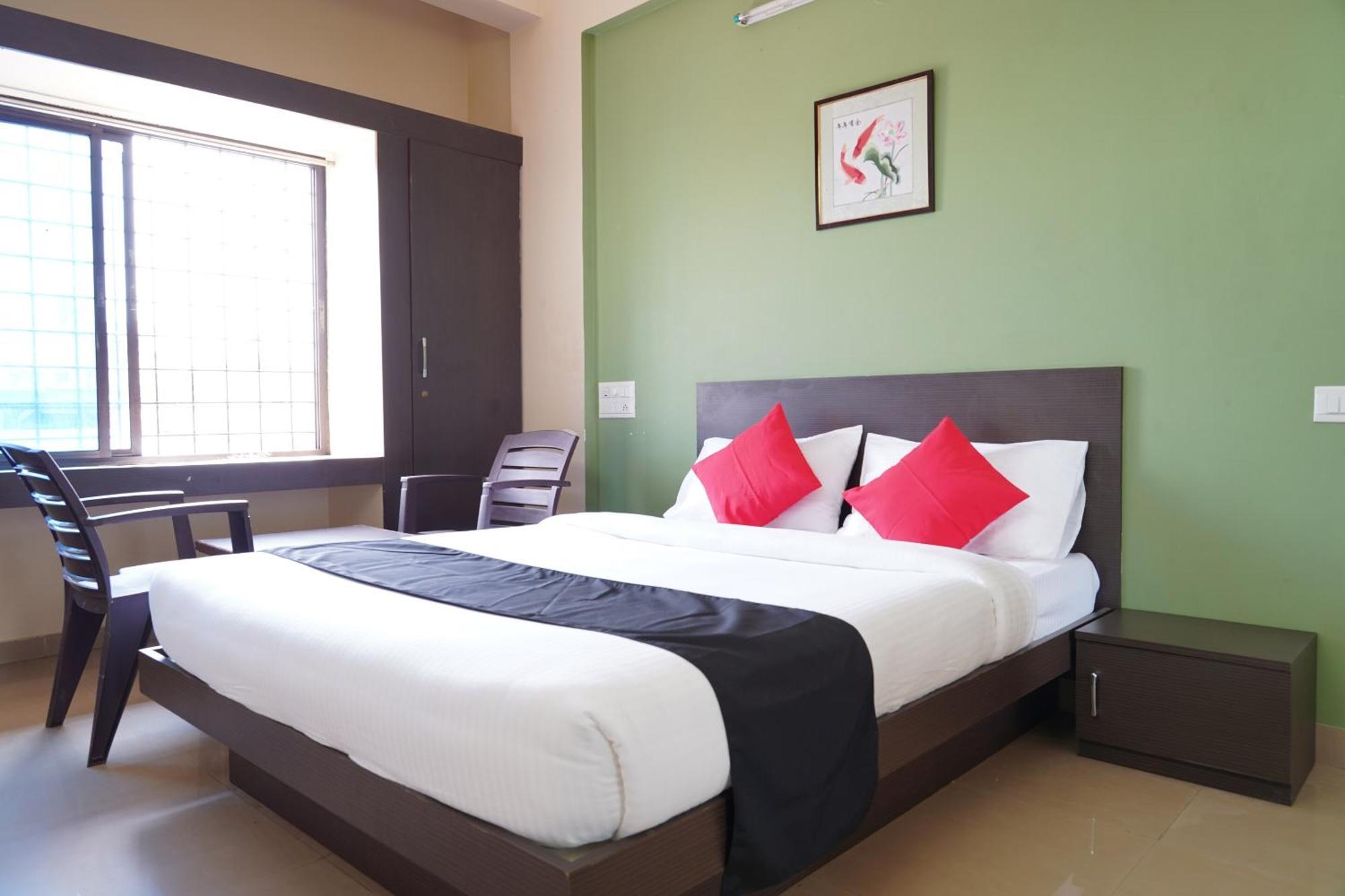 สปอต ออน 41441 ชินทุ คอมฟอร์ต Hotel Tumkur ภายนอก รูปภาพ
