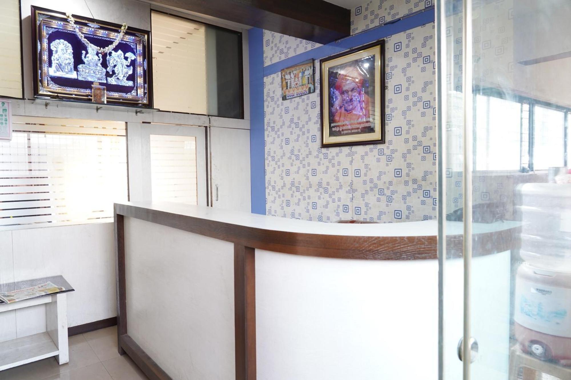 สปอต ออน 41441 ชินทุ คอมฟอร์ต Hotel Tumkur ภายนอก รูปภาพ